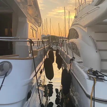 The Bridge - Your Dream In Antibes